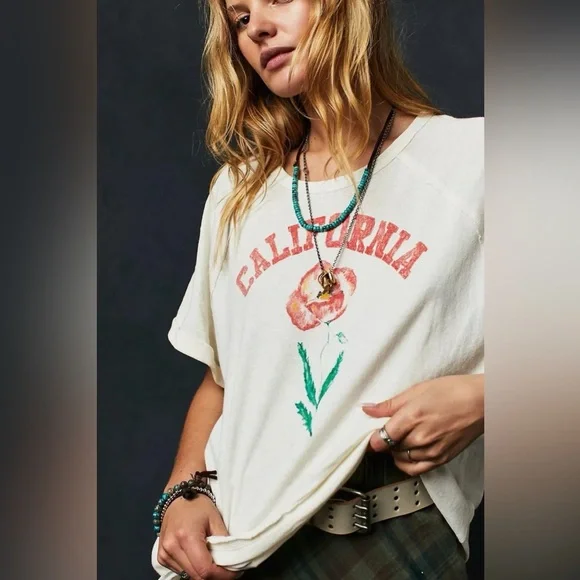 NWOT We The Free State Flower Tee - Picture 3 of 6